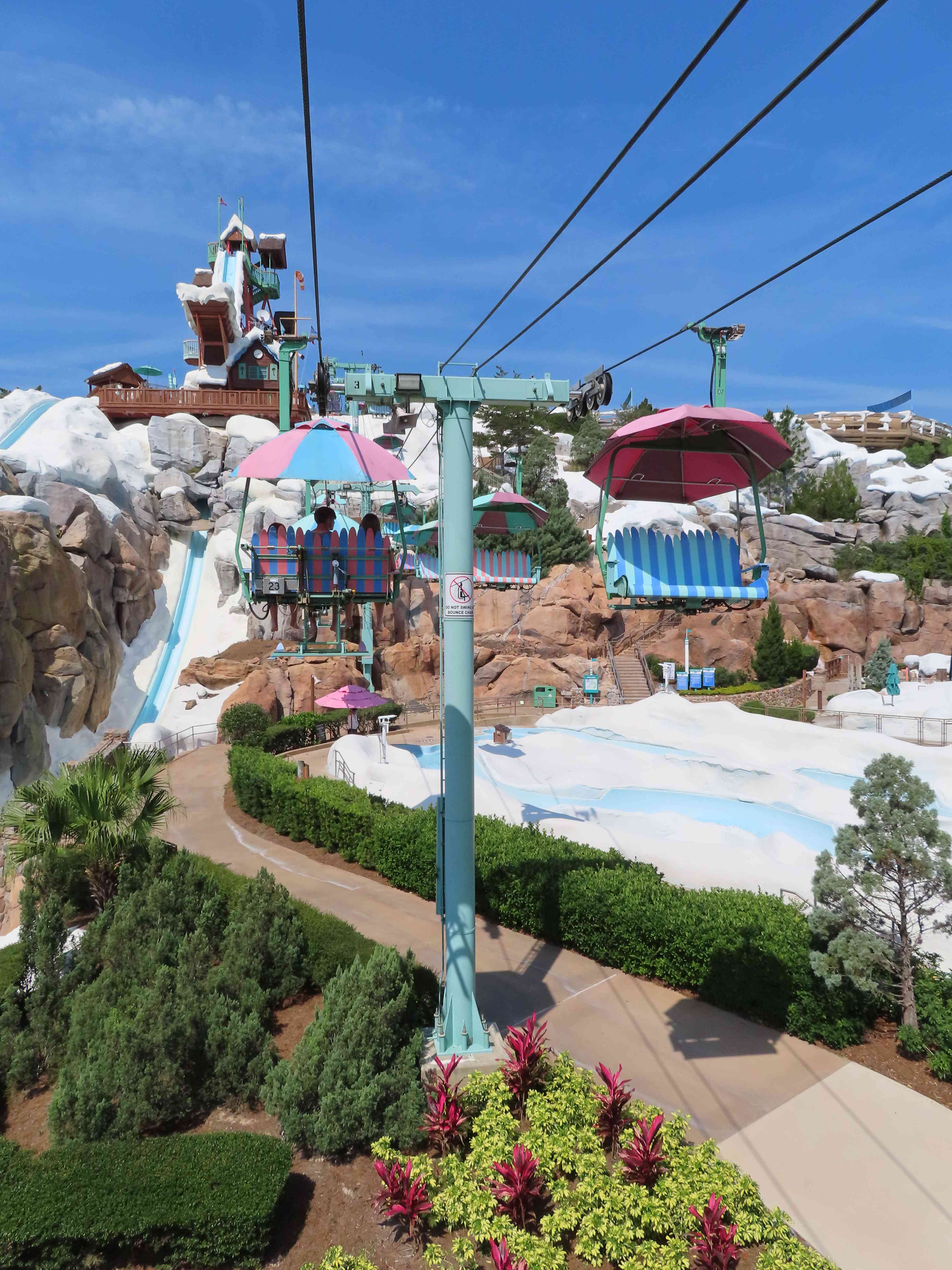 체어리프트 탑승 중